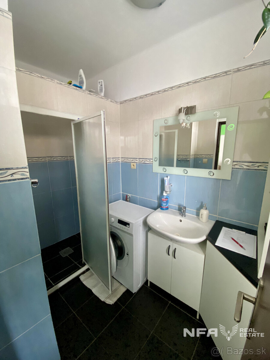 Moderný a kompletne zariadený 2-izbový byt v Novej Bani - 12