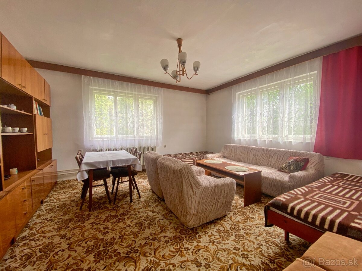 Na predaj priestranný 5-izbový rodinný dom v Kline - 12