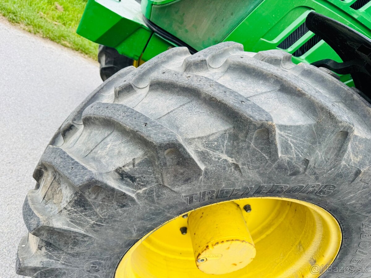 John Deere 6130R + celny nakladac Quicke - 12