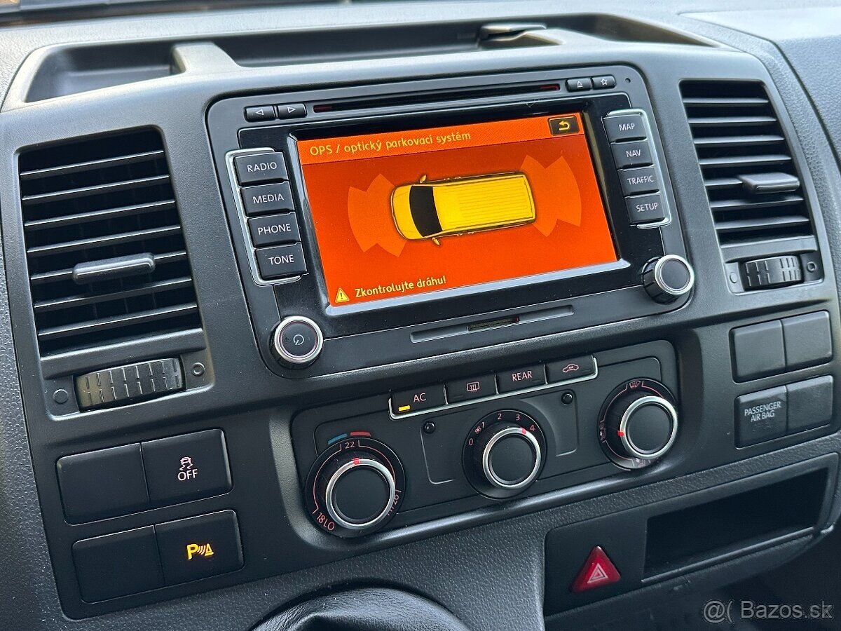 Volkswagen Multivan MULTIVAN 2.0TDI/103kW / 7.Míst r.v.2009 - 12