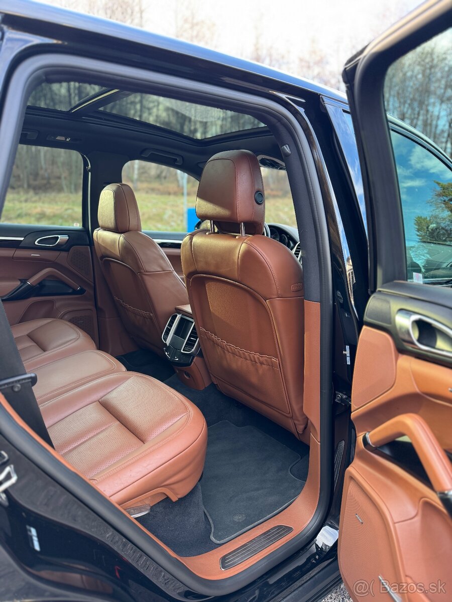 Porsche Cayenne II 2016 3.0TDI Platinum edition - 12