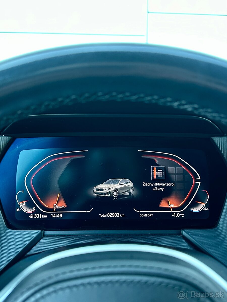 BMW 118i M-sport - 12