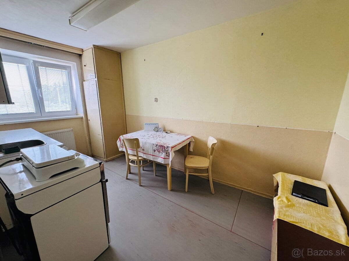 Výrazne znížená cena - 2 izbový byt na rekonštrukciu - 12