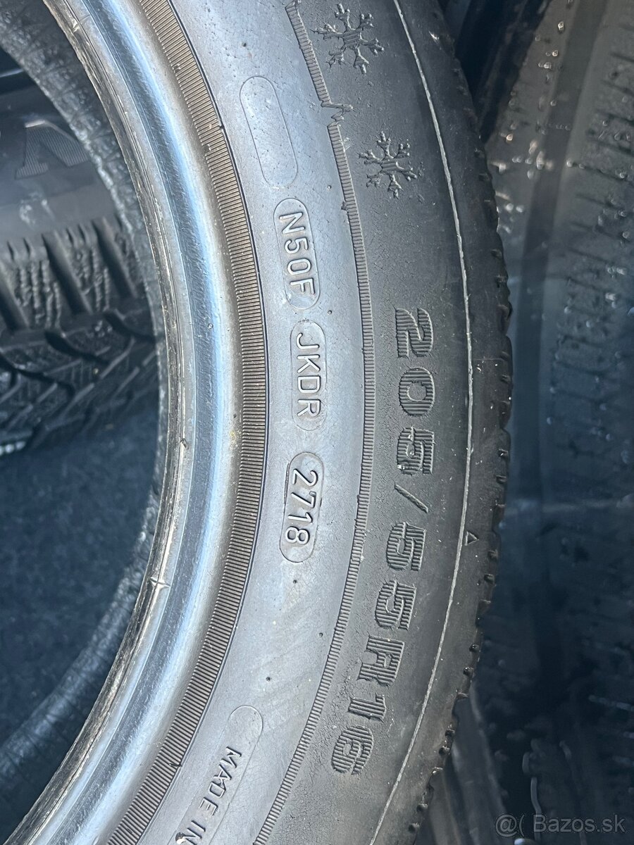 Dunlop Winter Sport 205/55/R16 - 12