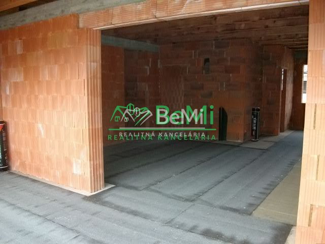 POSLEDÝ rodinný dom. NOVOSTAVBA rodinný dom Malý Lapáš (1038 - 12