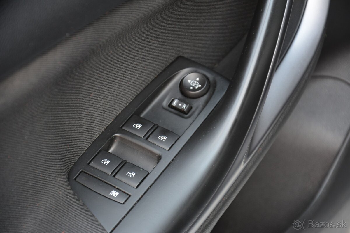 Opel Astra 1.00 SR voz - 12