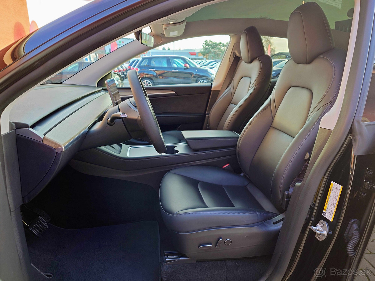 Tesla Model Y 2023 Standard Range 220 kW - 12