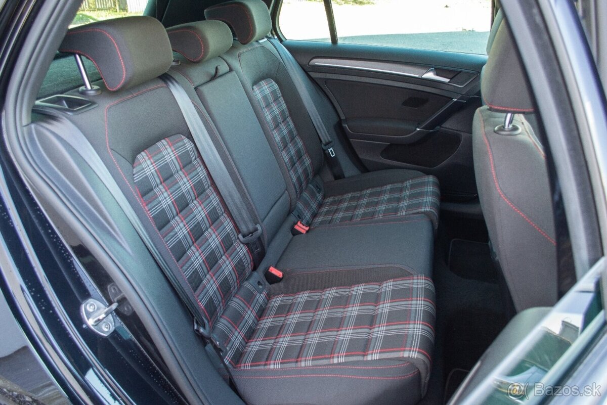 Volkswagen Golf 2.0 TSI BMT GTI "Performance" - 12