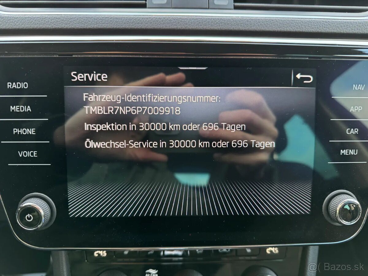 Škoda Superb 2.0 TDI Scout 4x4 - 12