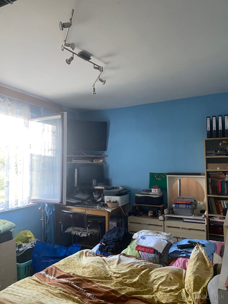 Ponúkam na predaj RD v Dolnej Súčí. - 12