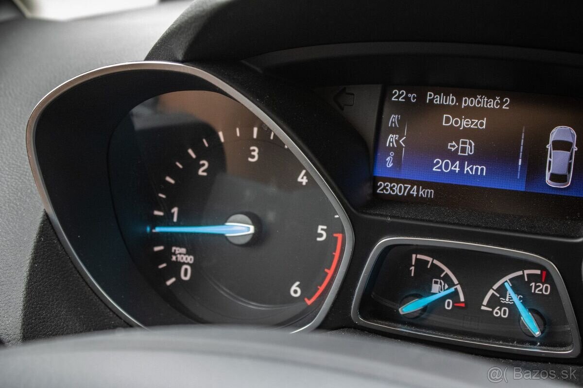 Ford Kuga 2.0 TDCi AWD 110kW MT/6 - 12