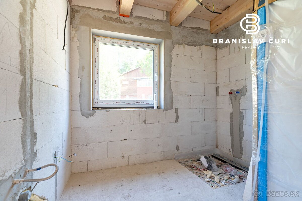 NA PREDAJ RODINNÝ DOM V OBCI PROSIEK - 12