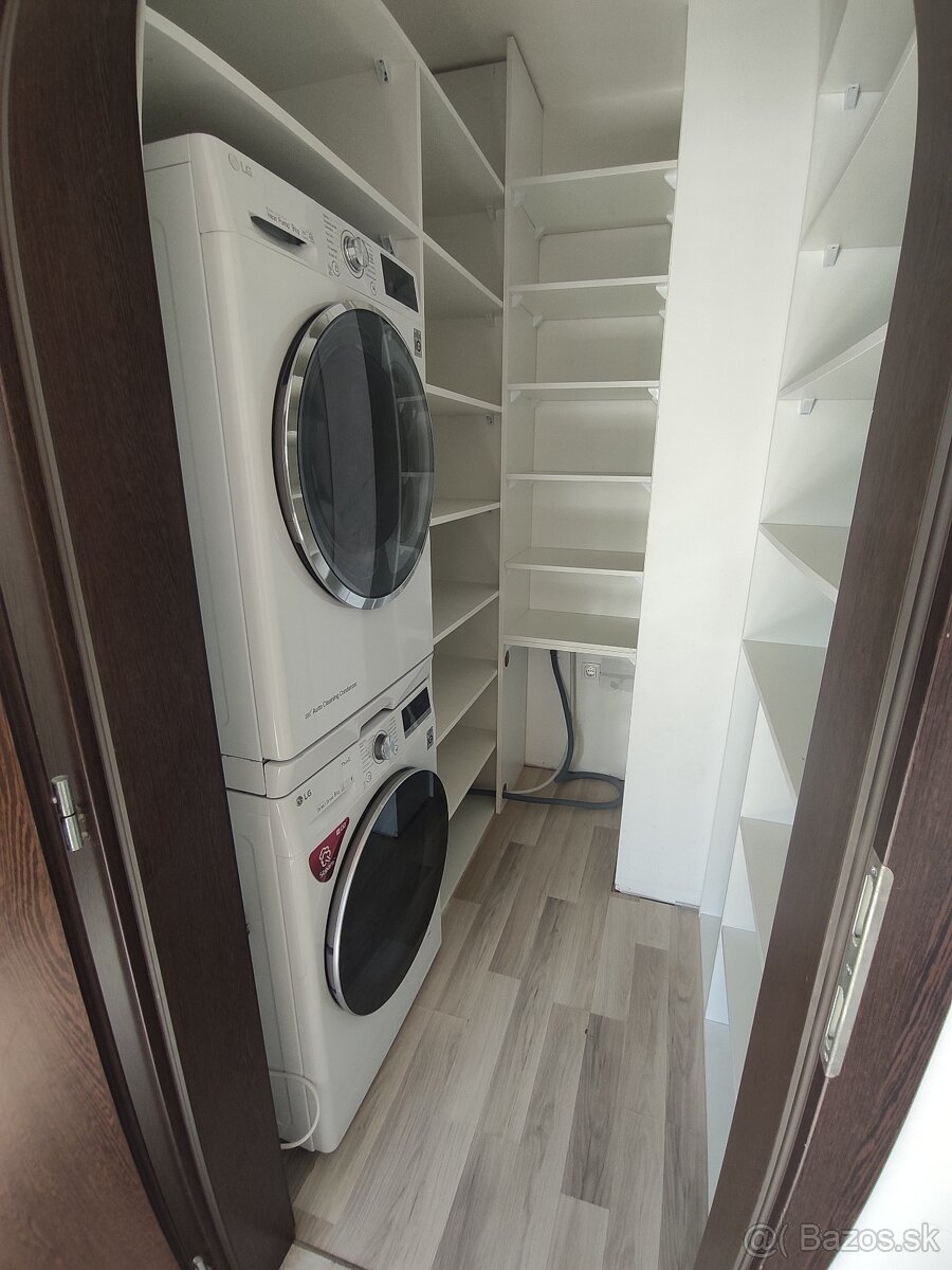 4 - izbový rodinný dom, veľký pozemok 583 m², garáž, Rajka - 12