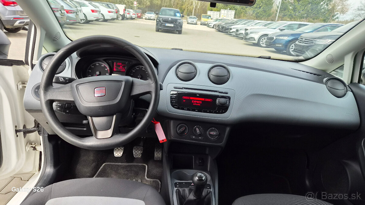 Seat Ibiza 1.2i 12V 60k Entry - 12