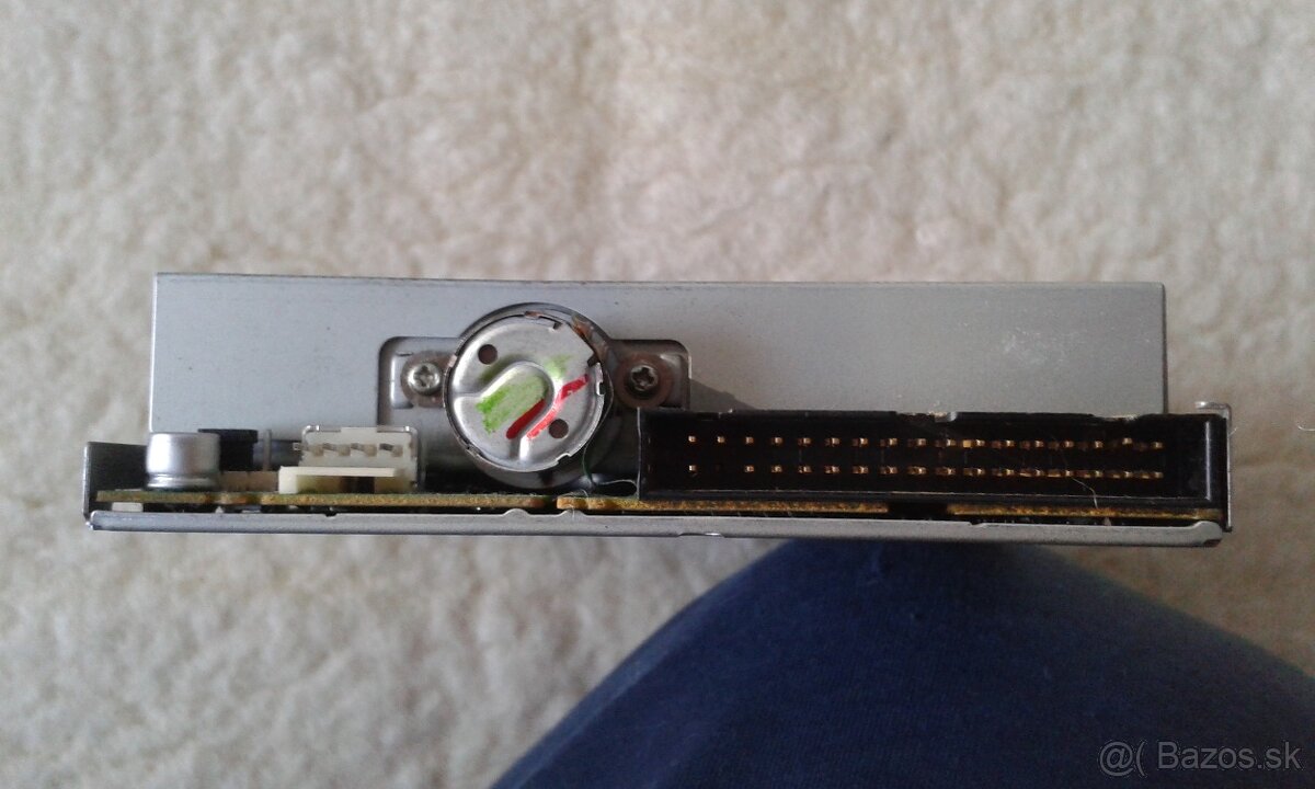 3x Disketové mechaniky (FDD) 1,44" HD - 12