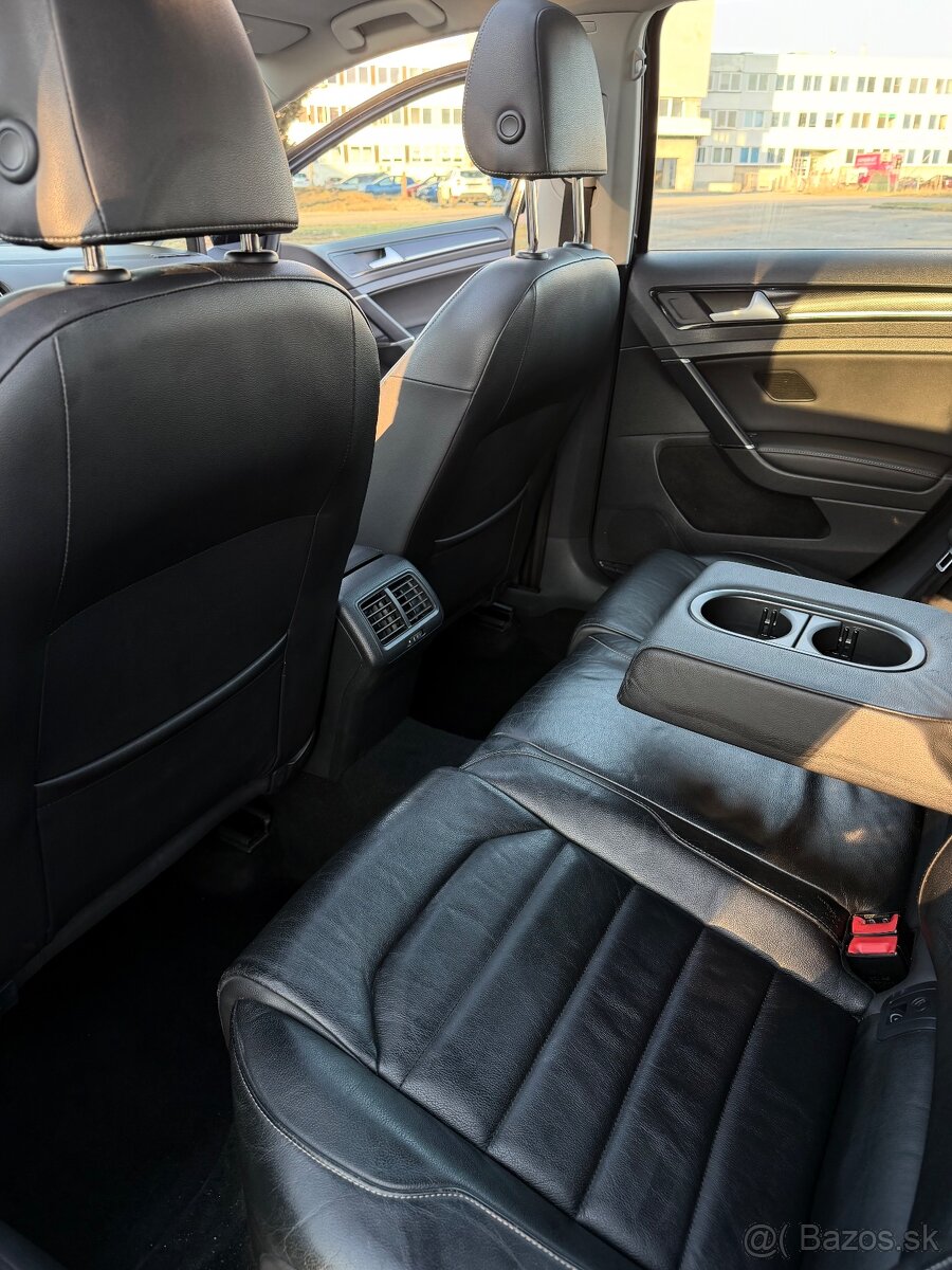 VW Golf 7 Variant 2.0 TDI 110kW 4Motion Highline - 12