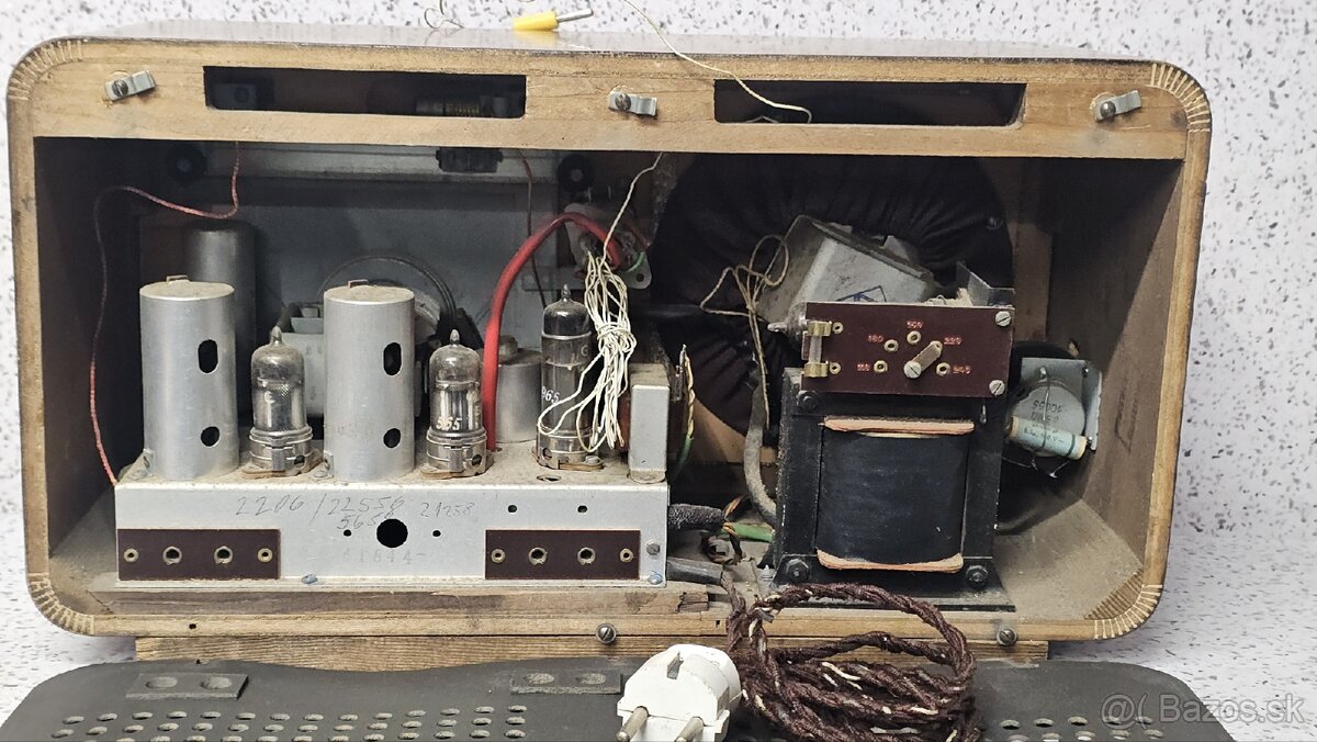 ☆ Starožitné elektronkové radio INGELEN COLOMBUS 51W - 12