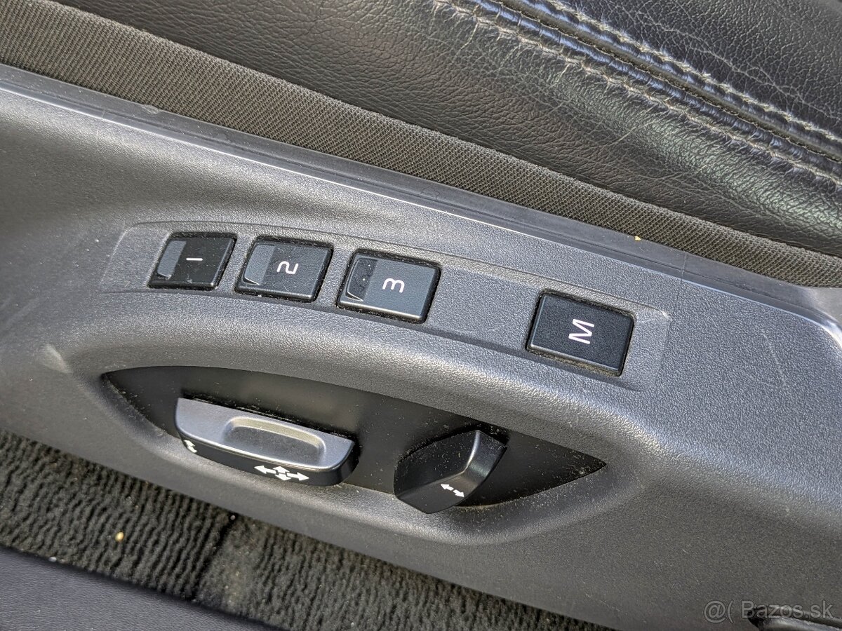 Volvo XC60 D4 2.4L Summum Geartronic AWD, 140kW, AT6 - 12