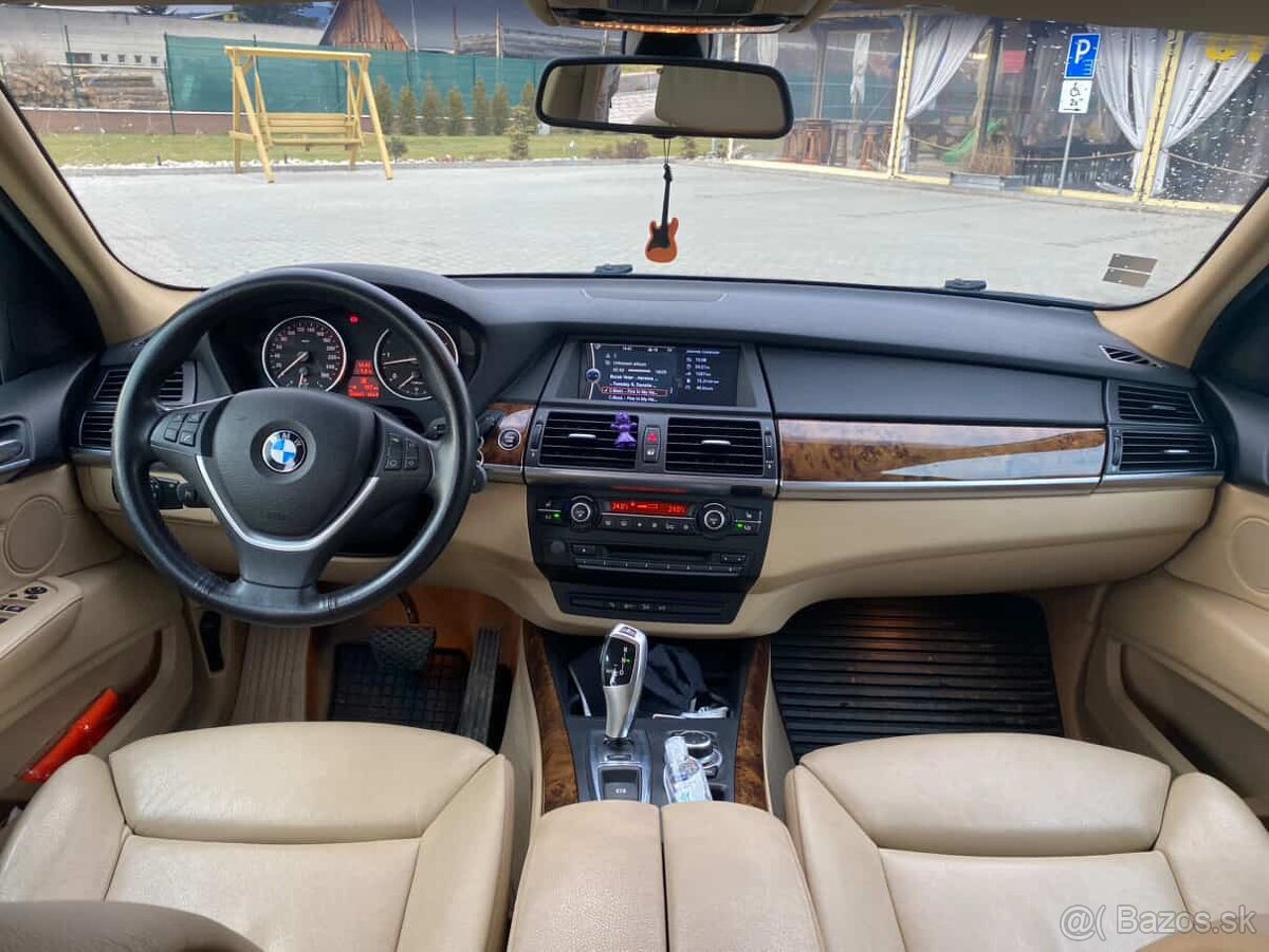 Predám BMW X5 (E70) - 12