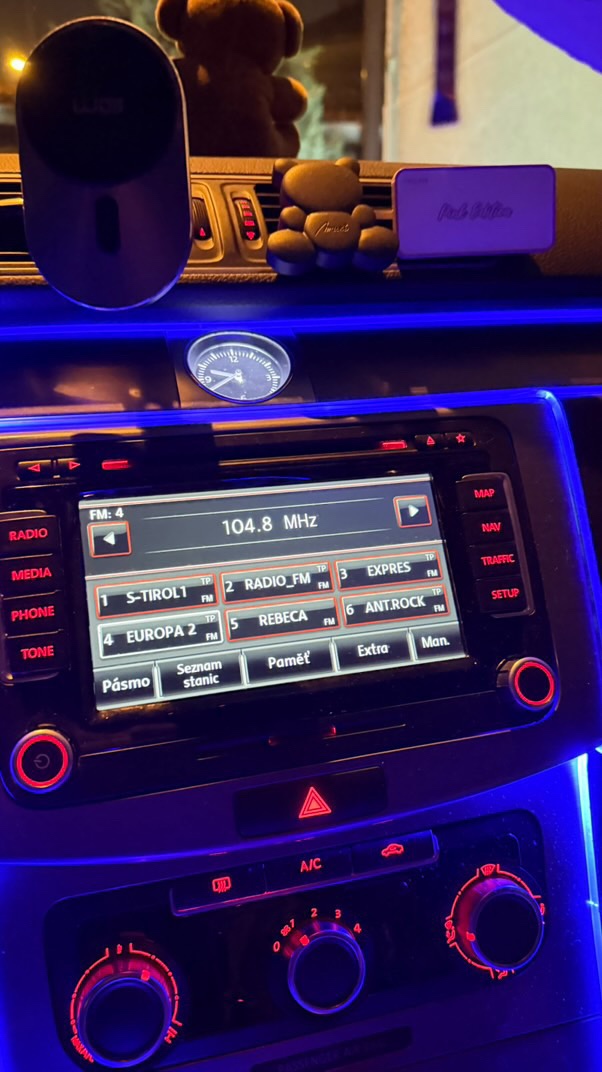 Predám autorádio RNS 510 - 12