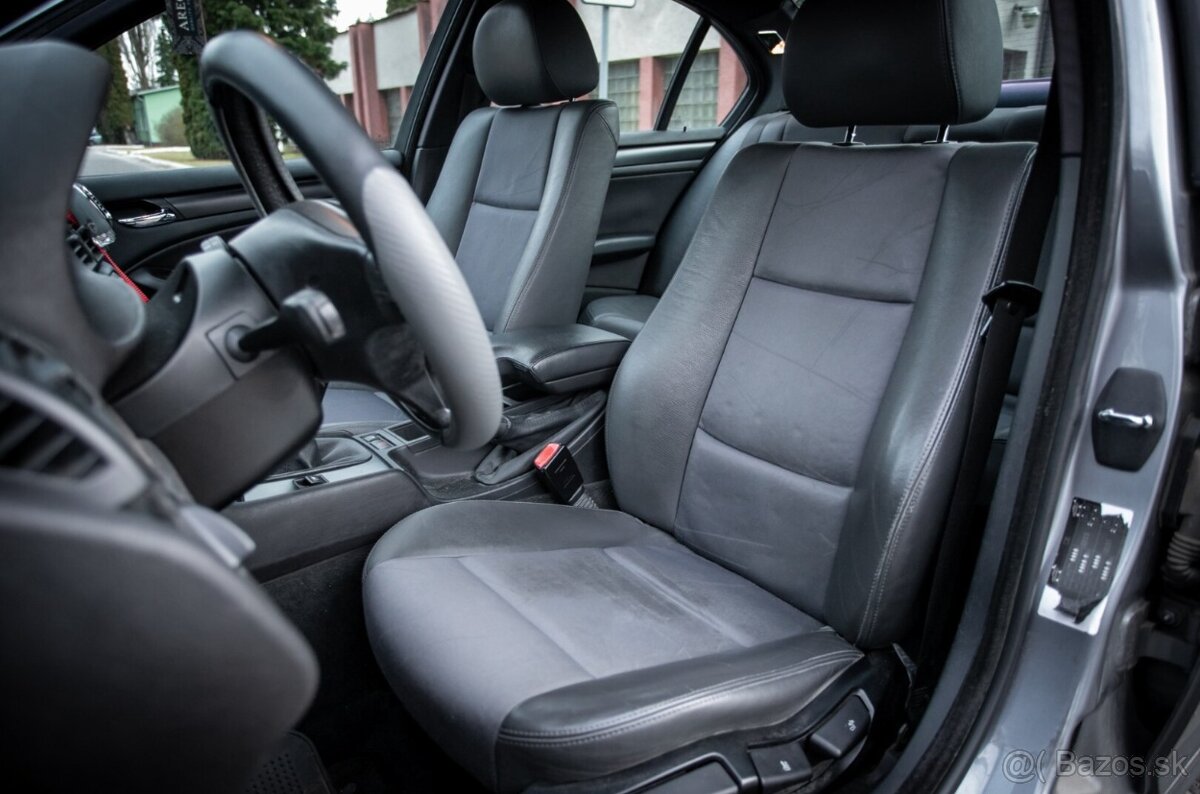 BMW Rad 3 325i e46, 141kW - 12