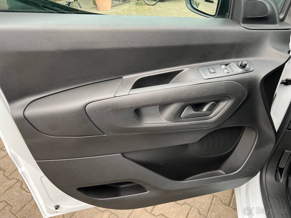 Citroën Berlingo 1.5HDI 75kw M6 L1 NOVÉ NOSNOSŤ 900KG - 12