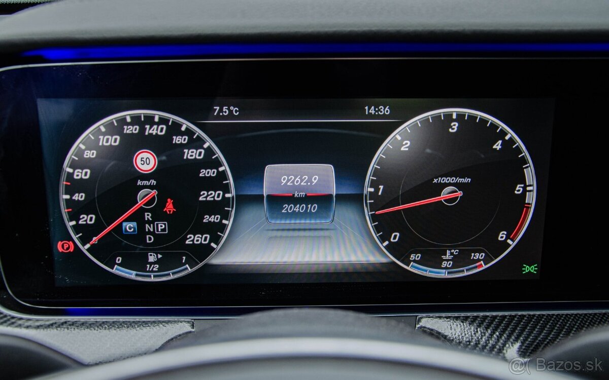 Mercedes-Benz E trieda Sedan 350 BlueTEC - 12