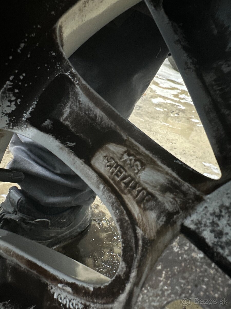 BMW r17 5x120 215/55 et34 - 12