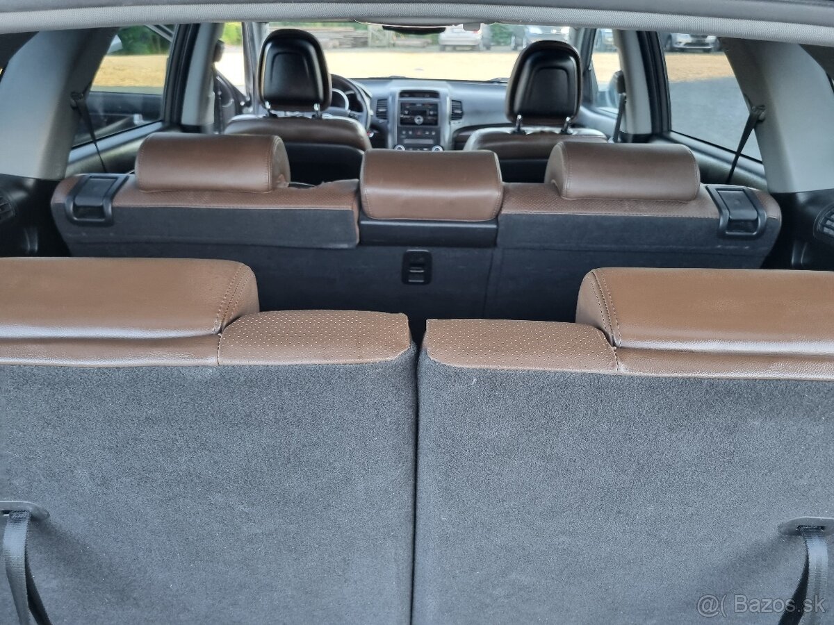 KIA SORENTO 2,2CRDi 4x4 7MIESTNE - 12