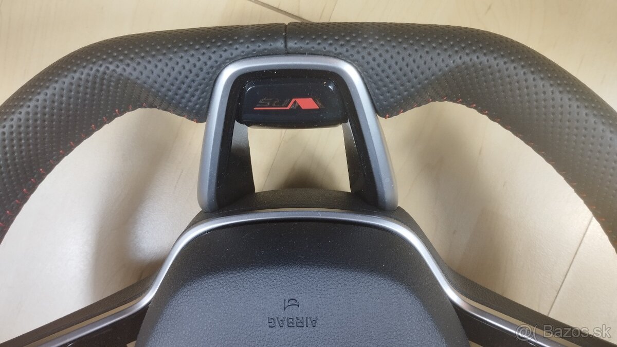 Volant Škoda NOVÝ originální s padly zkosený - 12