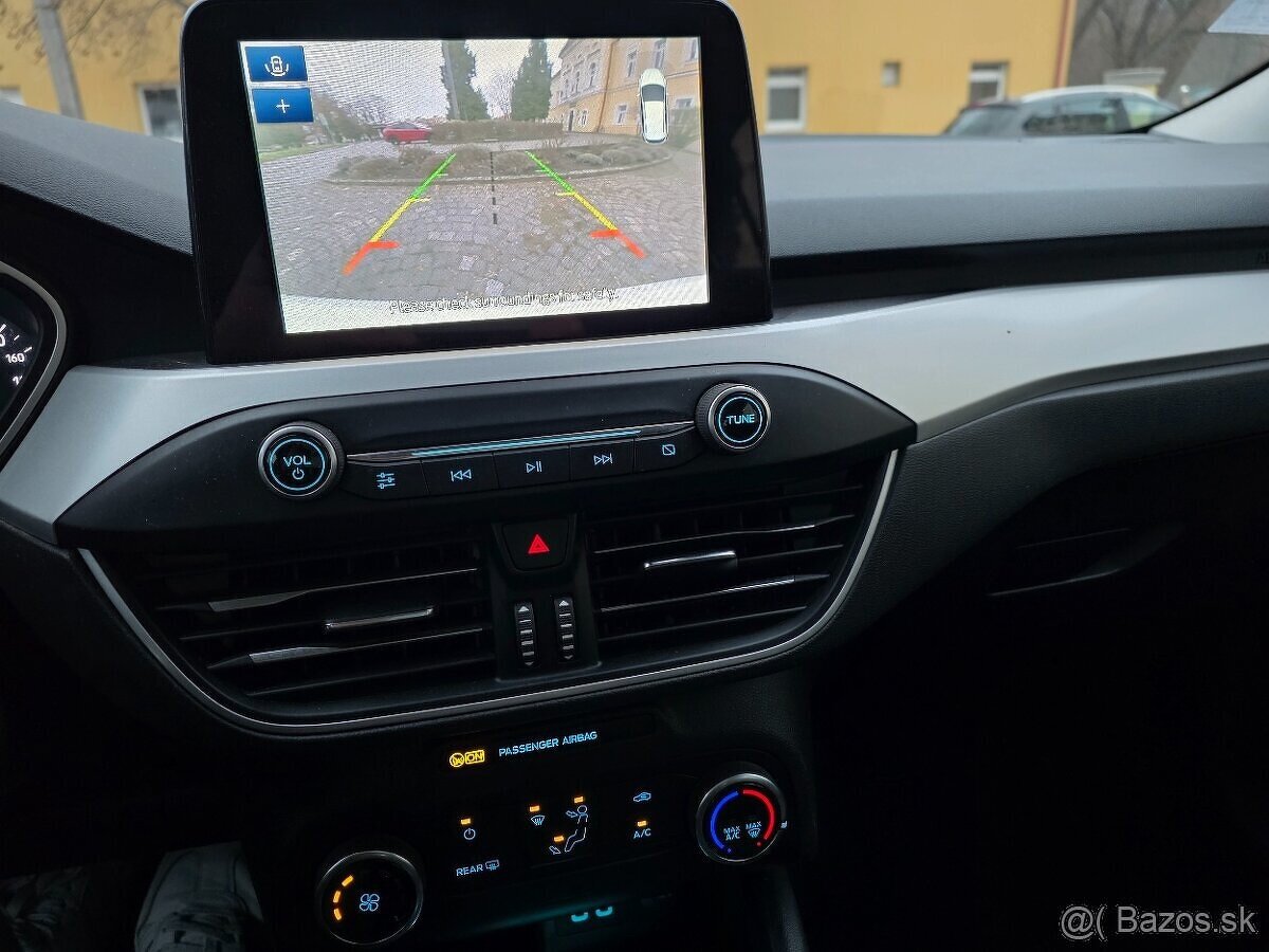 Ford Focus 1.5 TDCi EcoBlue Titanium - 12