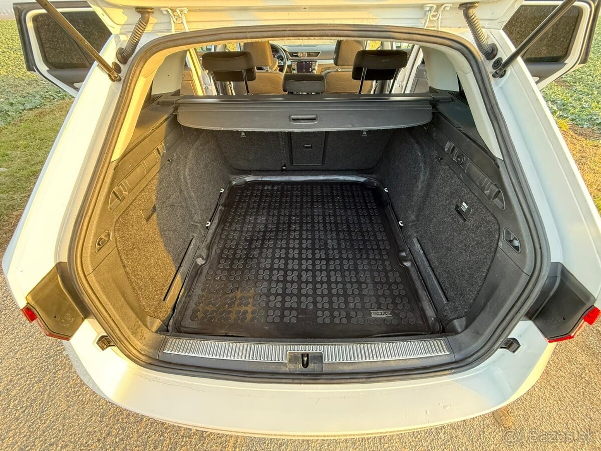 Škoda Superb Combi 2.0 TDI 110kw - 12