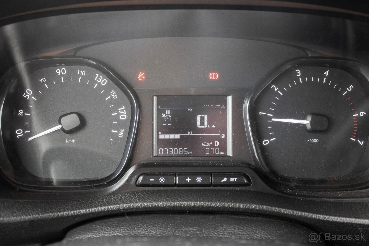 Toyota Proace 110kW (2019) - 12