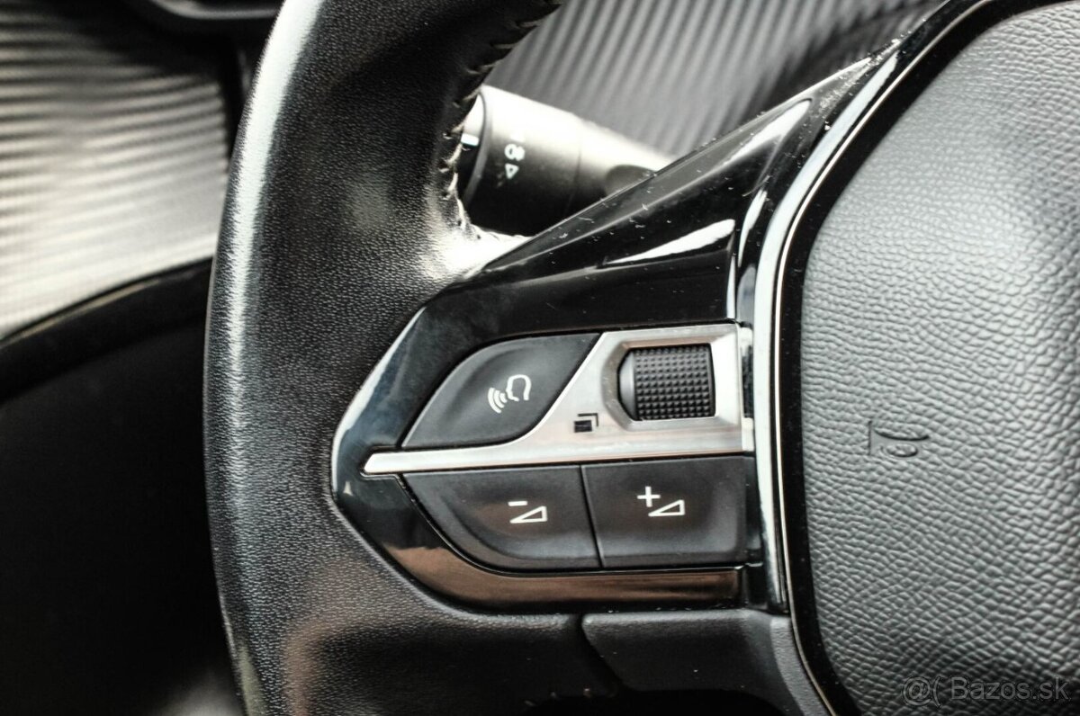 Peugeot 208 1.2 PureTech Active Pack - 12