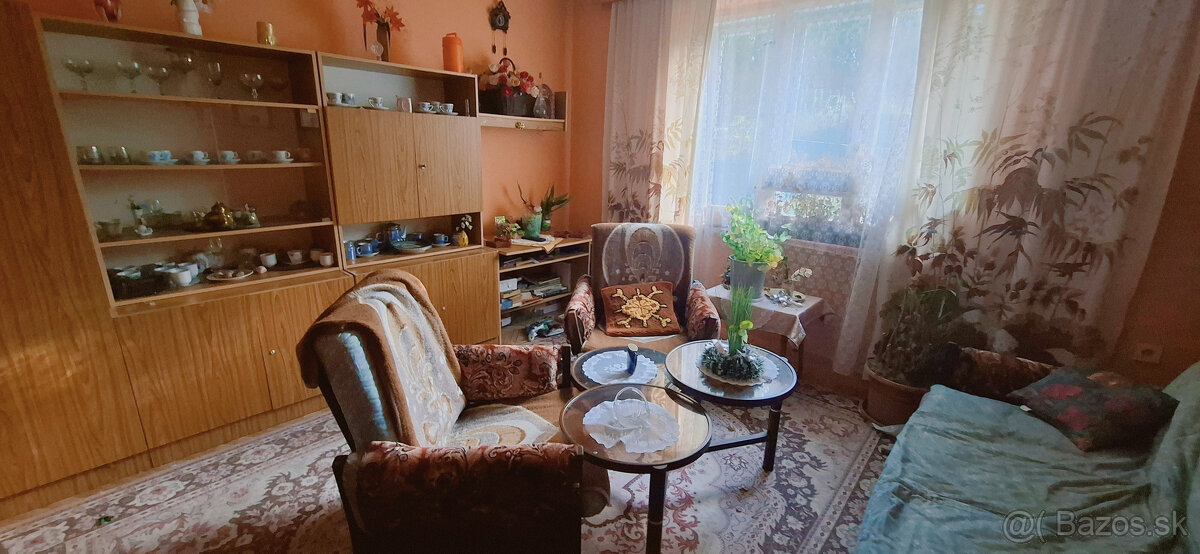 Predáme rodinný dom v Zliechove - 12