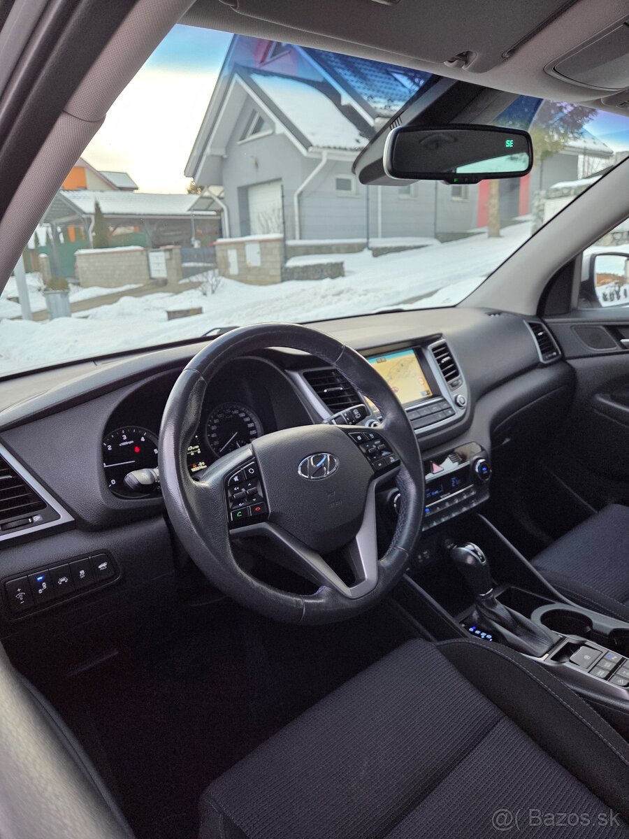 Hyundai Tucson 2.0CRDI 4x4 Automat - 12