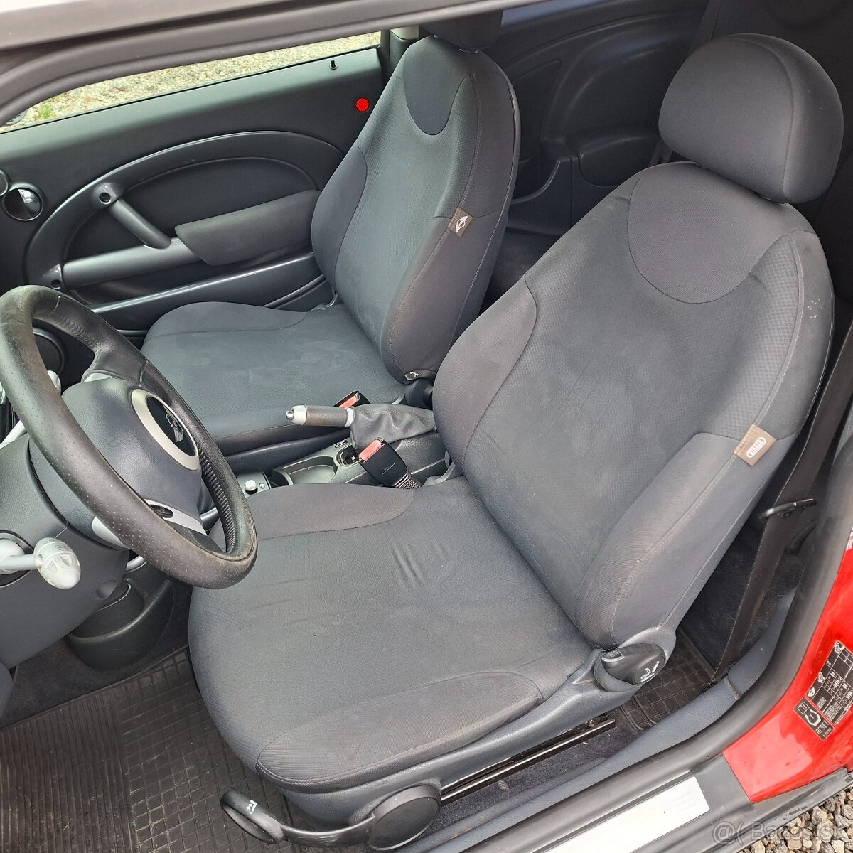 Mini Cooper R 50 1,6 85 KW - 12