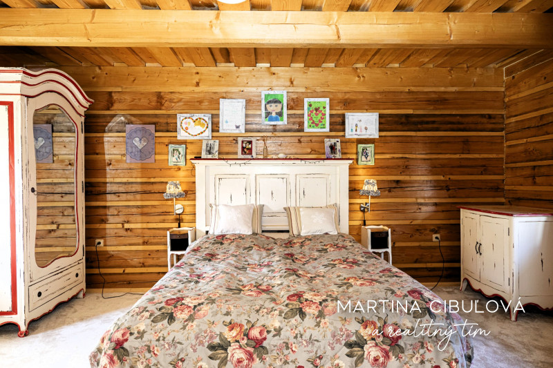 Na predaj je tradičná drevenica po kompletnej rekonštrukcii - 12