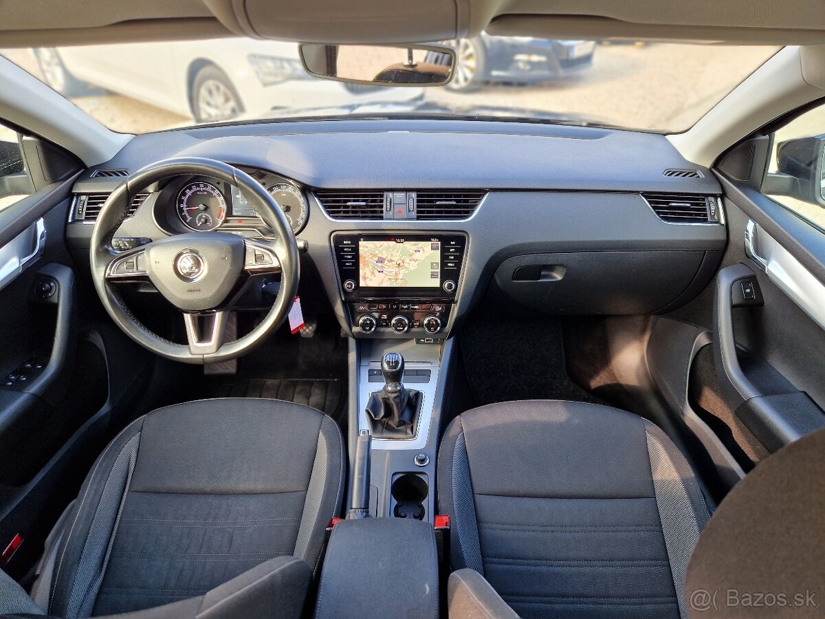 Škoda Octavia Combi 1.6 TDI SCR Active - 12