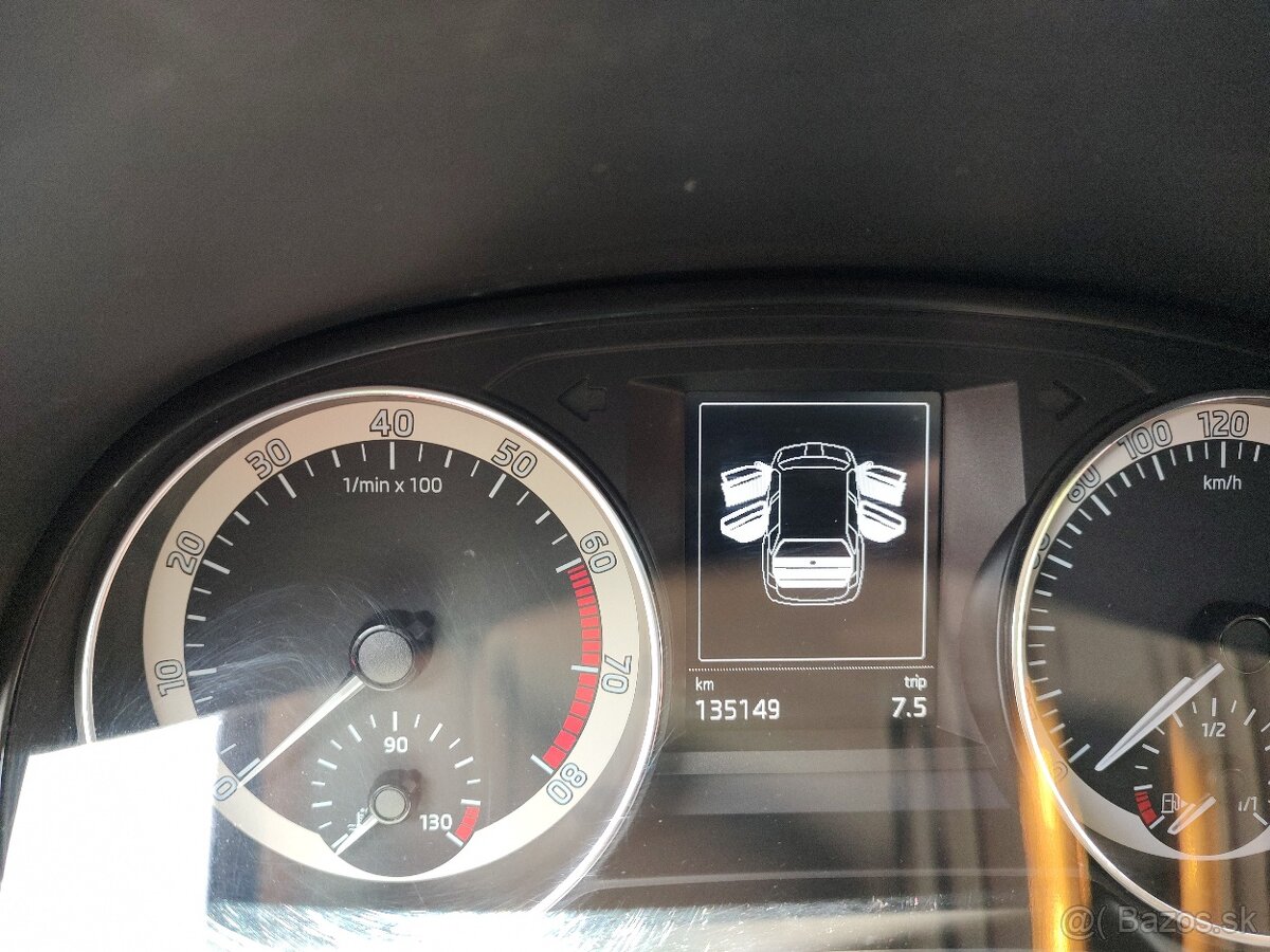 Škoda Fabia 3 combi 1,2 turbo 82kw - 12