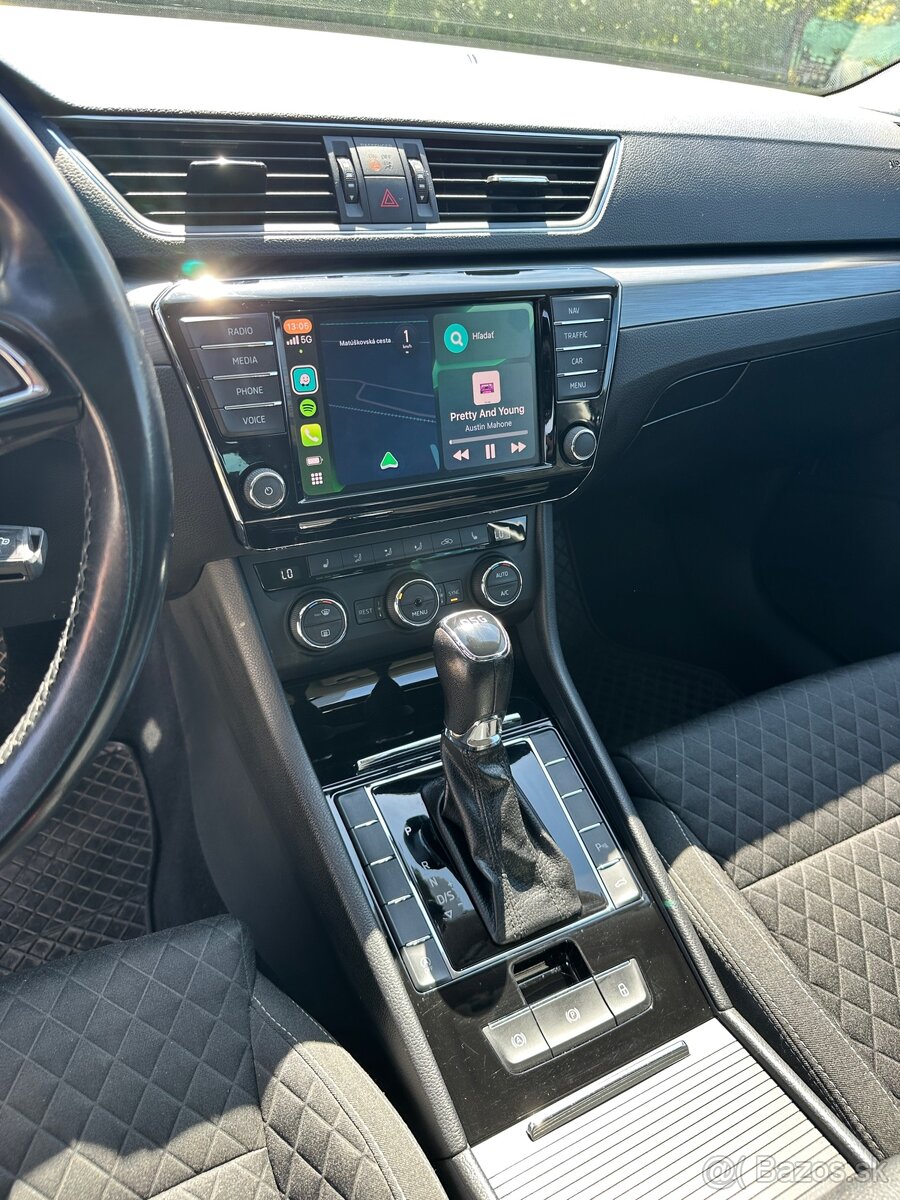 Škoda Superb DSG 2016 - 12