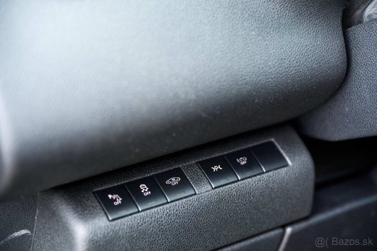 Peugeot 5008 diesel, 7 miestne - 12