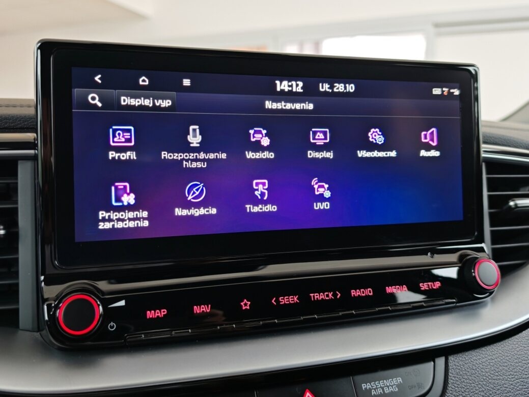 Kia Ceed SW 1.6 CRDi 100KW MHEV Gold A/T - 12