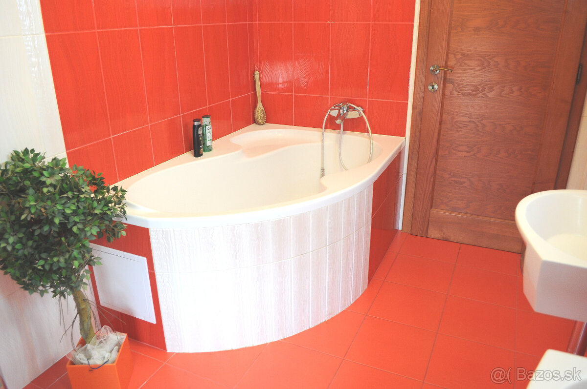 Predám 6-7 izbový dom - 12