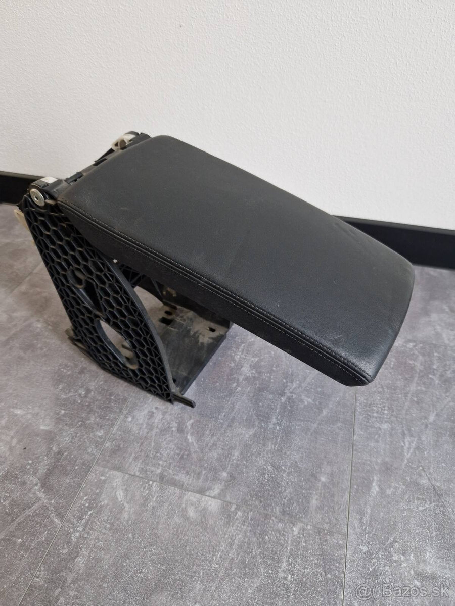 Lakťová opierka Škoda Octavia 3, Škoda Octavia 2, VW Tiguan - 12