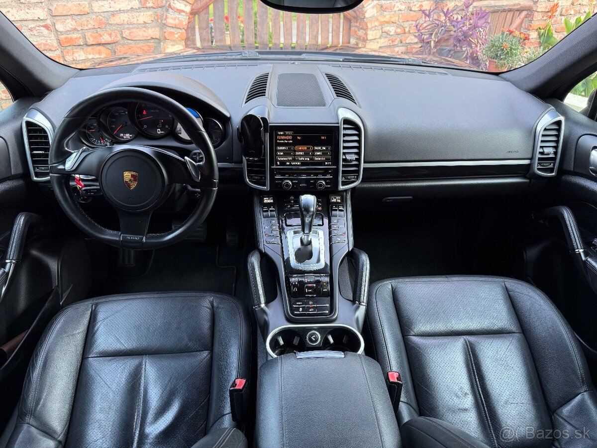 Porsche Cayenne 3.0tdi - 12