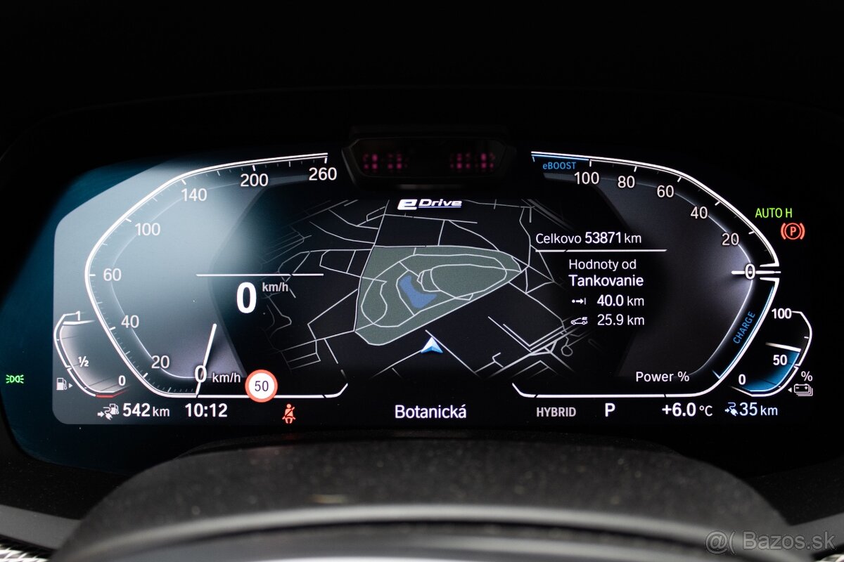 BMW X5 xDrive45e - 12