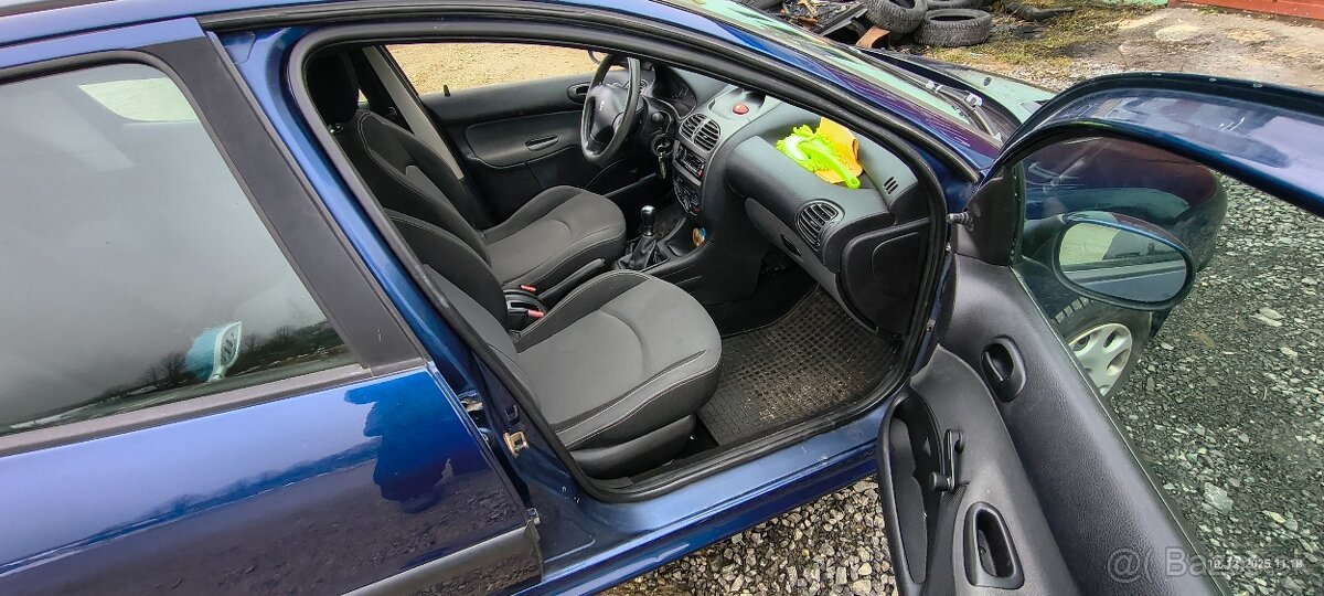 Peugeot 206 1.4e - 12