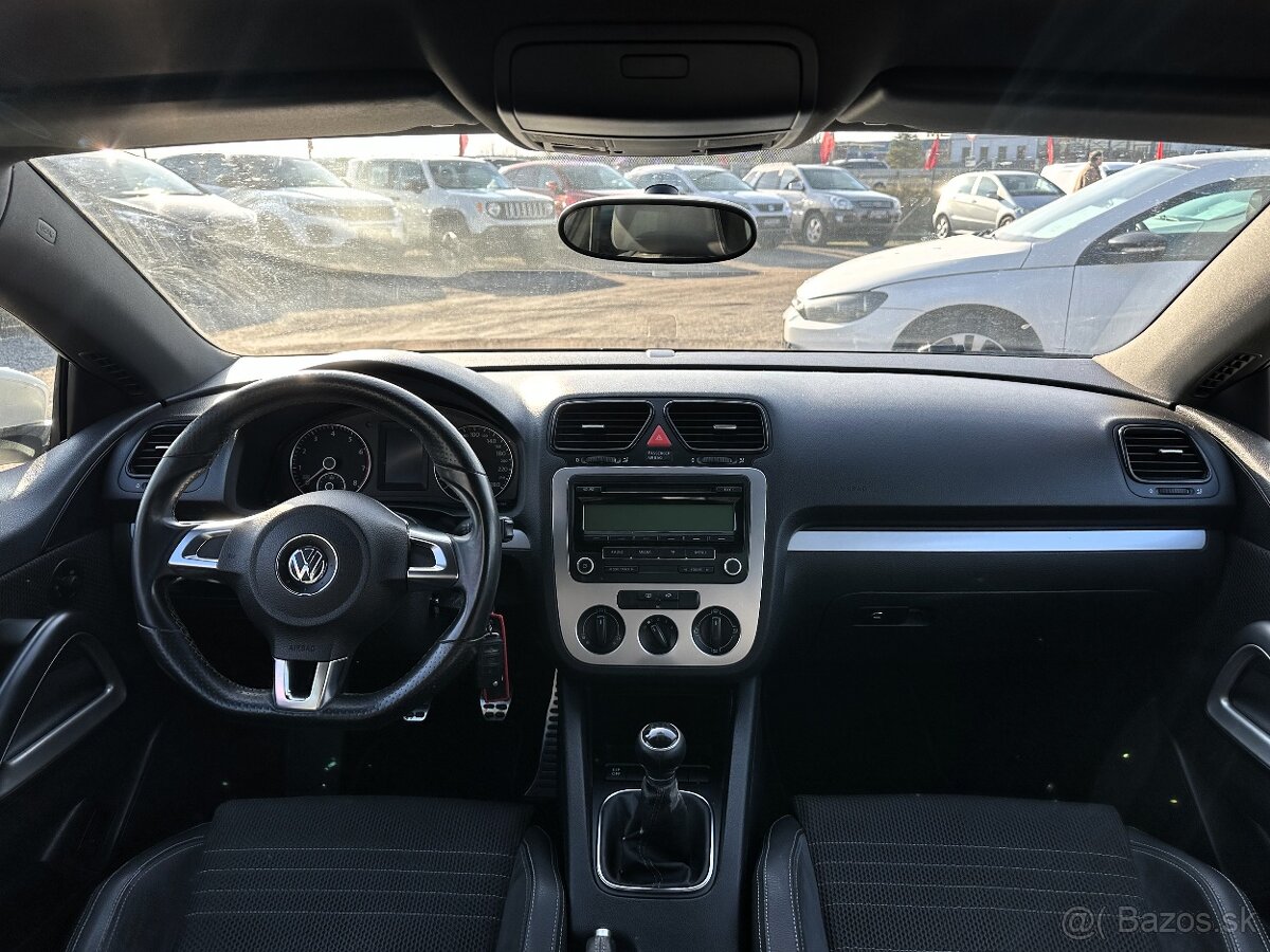 Volkswagen Scirocco 1.4 TSI 160k - 12