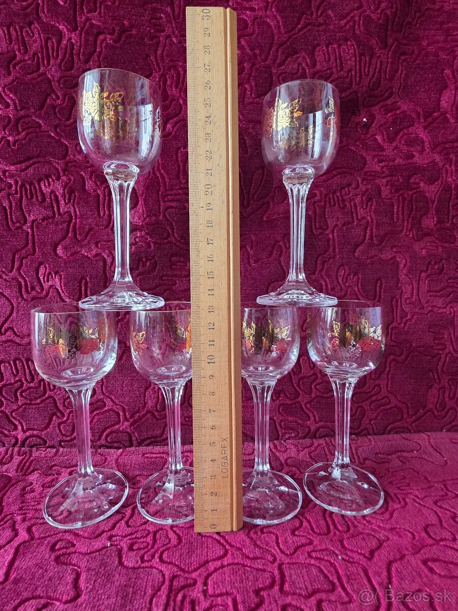 Poháre, kališky. - 12